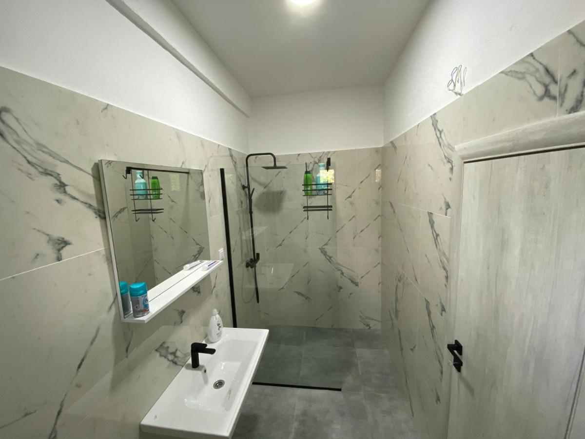 Olive Apartment Podgorica Exterior foto